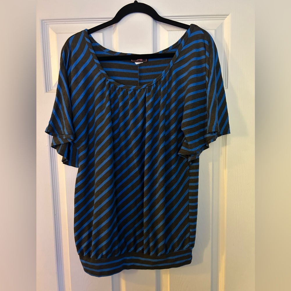 Pinc - XL - Blue & Grey Stripes Short Sleeve Shirt/Top